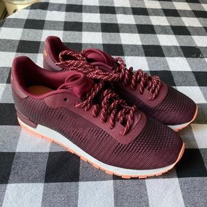 Reebok Classic 6pm Maroon